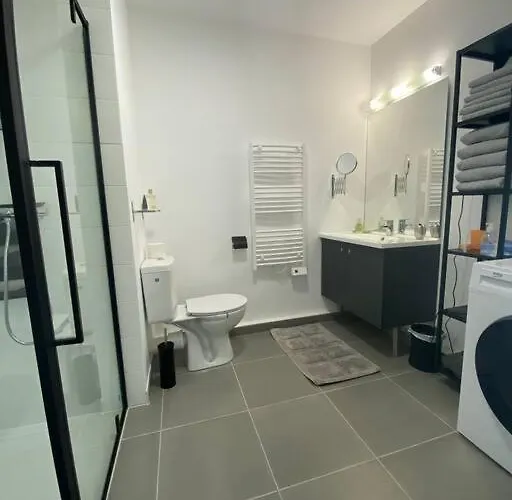 Centre 1 Bed *