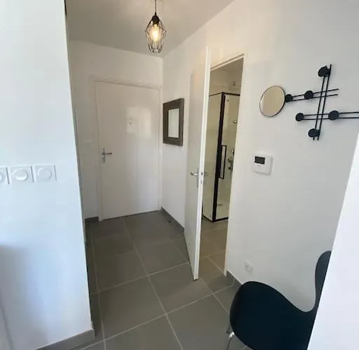 Centre 1 Bed * Cogolin